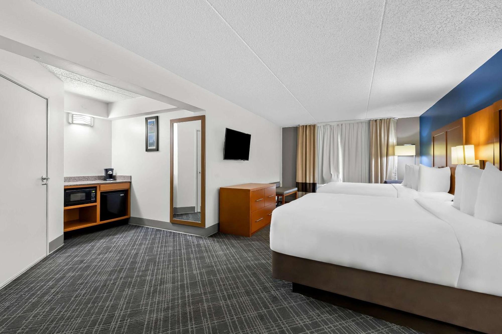 Suite Two Queen Beds Accessible or Non-Smoking
