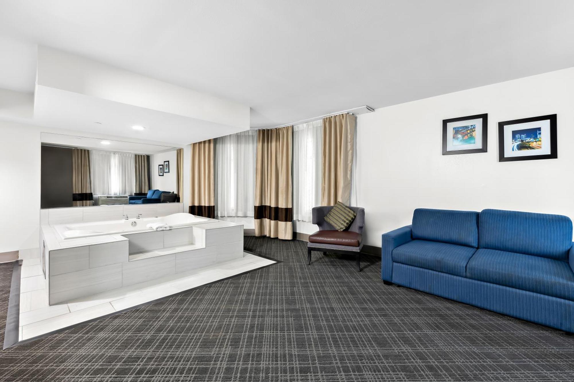 King Suite Two-Person Spa Bath Non Smoking