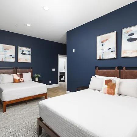 3 Miles To Downtown Broadway Bars - Walk To Coffee From Condo-3