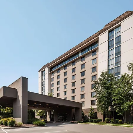 Embassy Suites By Hilton Nashville Airport-3